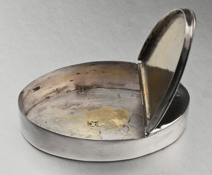 Cape Silver Snuff Box - Daniel Beets