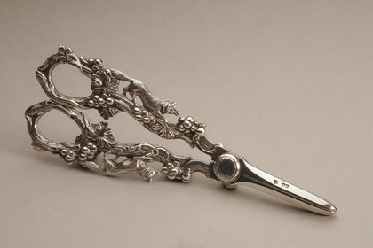 Fox and Vine Silver Grape Scissors