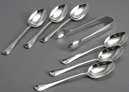 Sterling Silver Rat Tail Hanoverian Teaspoons (6) and Sugartongs - Mappin & Webb