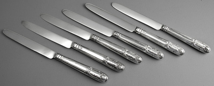 Georgian Silver Table Knives by Moses Brent (Set of 6) - Fiddle Thread & Shell Pattern - Earl of Onslow