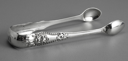 Rare Victorian Scottish Silver Grecian Pattern Variant - 6 Spoons and Matching Sugartongs - Robert Scott, Glasgow