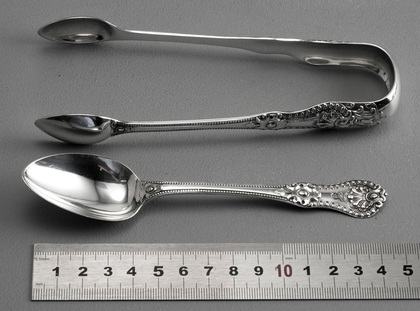 Rare Victorian Scottish Silver Grecian Pattern Variant - 6 Spoons and Matching Sugartongs - Robert Scott, Glasgow