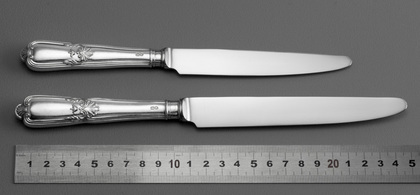 Sterling Silver Knife Set (12 Table knives, 12 Dessert Knives) - Louis XIV, Roberts & Belk