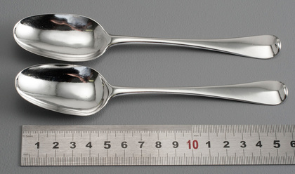 Paul Hanet Early Georgian Hanoverian Dessert or Child's Silver Spoons (Pair) - Matching pair