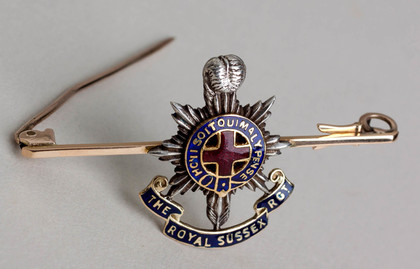 The Royal Sussex Regiment 15 Carat Gold and Enamel Sweetheart Brooch - WW I