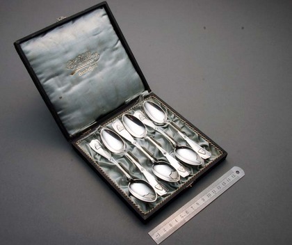 Jugendstil Silver Teaspoon Set (6) - Military Crest