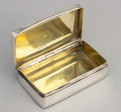 Cape Silver Engraved Snuff Box - Richard Vippond, or Johan Vos?