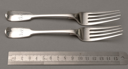 Cape Silver Fiddle Pattern Dessert Forks (Pair) - Fredrik Waldek